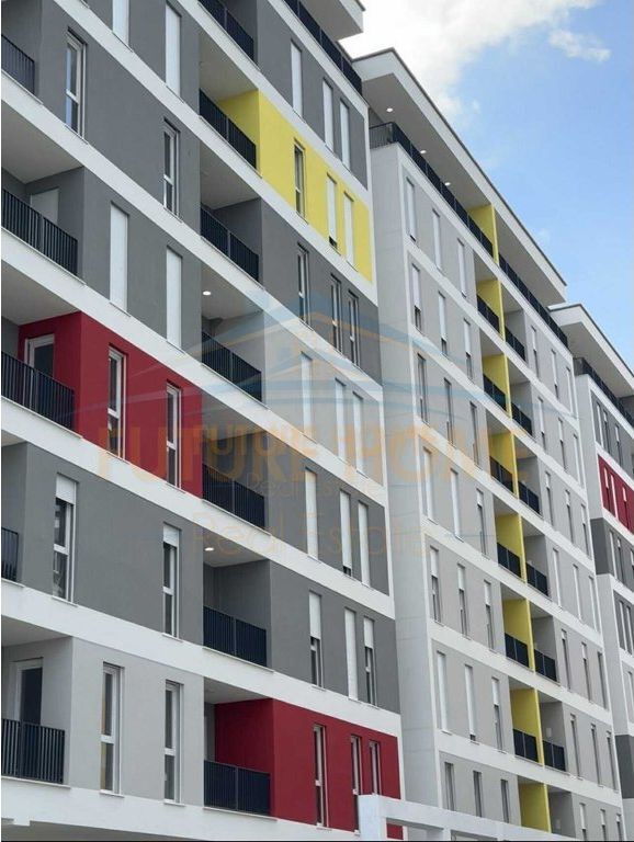 Shitet, Apartament 2+1+2, Kompleksi Univers City, Qtu.