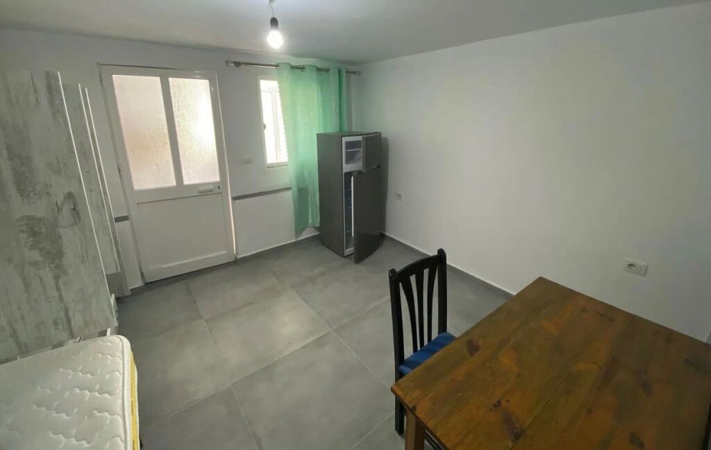 🏡 Monolocale in affitto a Vilat Gjermane, Tirana