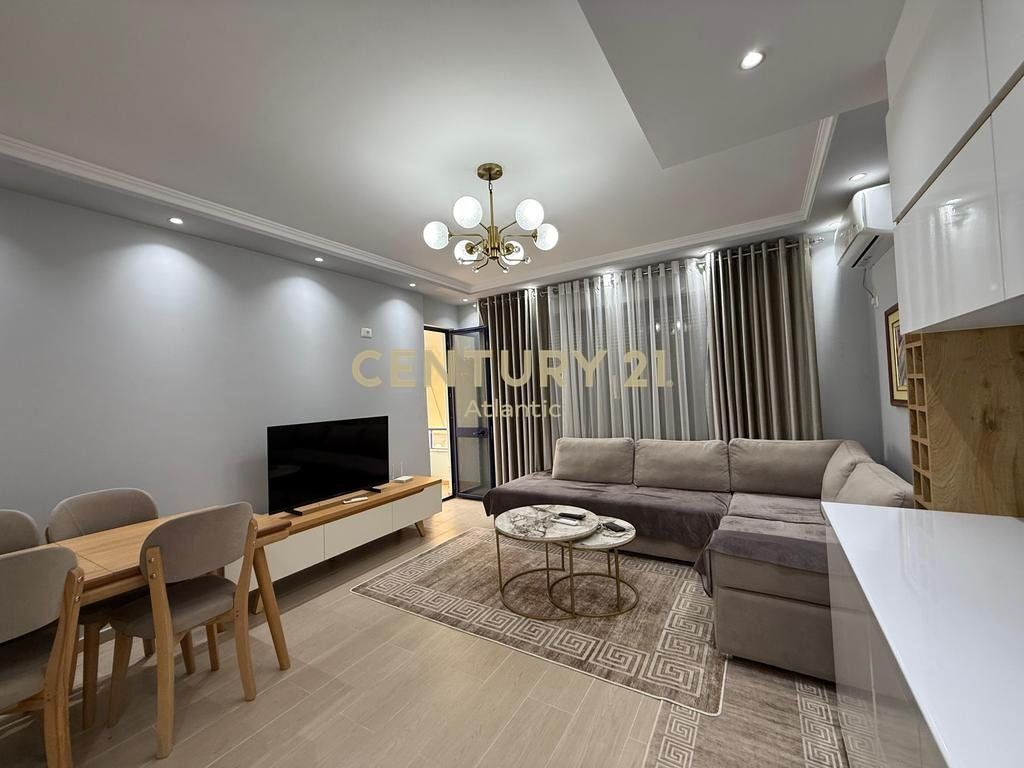 Appartamento 2+1+2wc In Vendita a Golem, Durazzo - 125.000€ | 106 m²