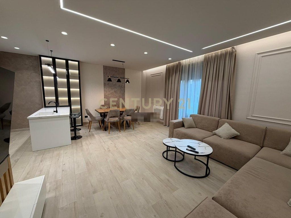 Vendiamo appartamento 2+1+2 a Sofia Residence, vicino a TEG