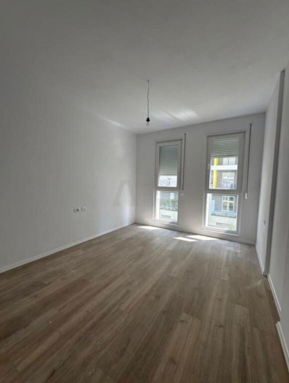 APARTAMENT 2+1+2+PARKING ME QERA, UNIVERS CITY