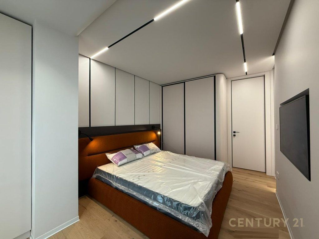 APARTAMENT 1+1 TEK GOLDEN TOWER RR, MINE PEZA!