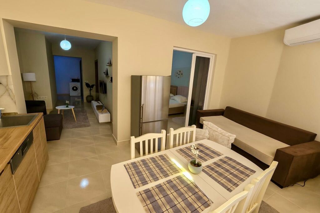 📣 QERA Apartament 1+1 📍  Qender Tirane, Prane Muzeut 💶 Cmimi 67.000 Leke ✨