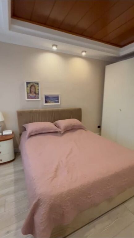 VENDESI 2 APPARTAMENTI 1+1 &amp; MONOLOCALE 9 PIANI 360.000 EURO