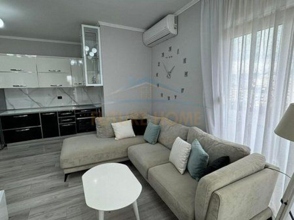 Qera, Apartament 2+1+2 Unaza e Re