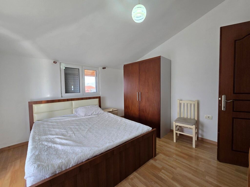 For Rent Furnished Entrance Near Big Market in Unaza Korce  ✨️✨️