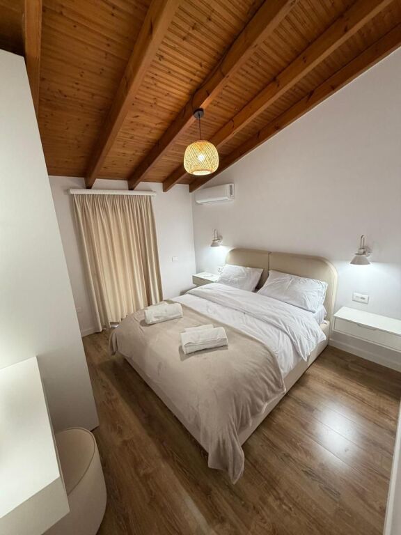 Appartamento 1+1 in affitto Komuna Parisit!