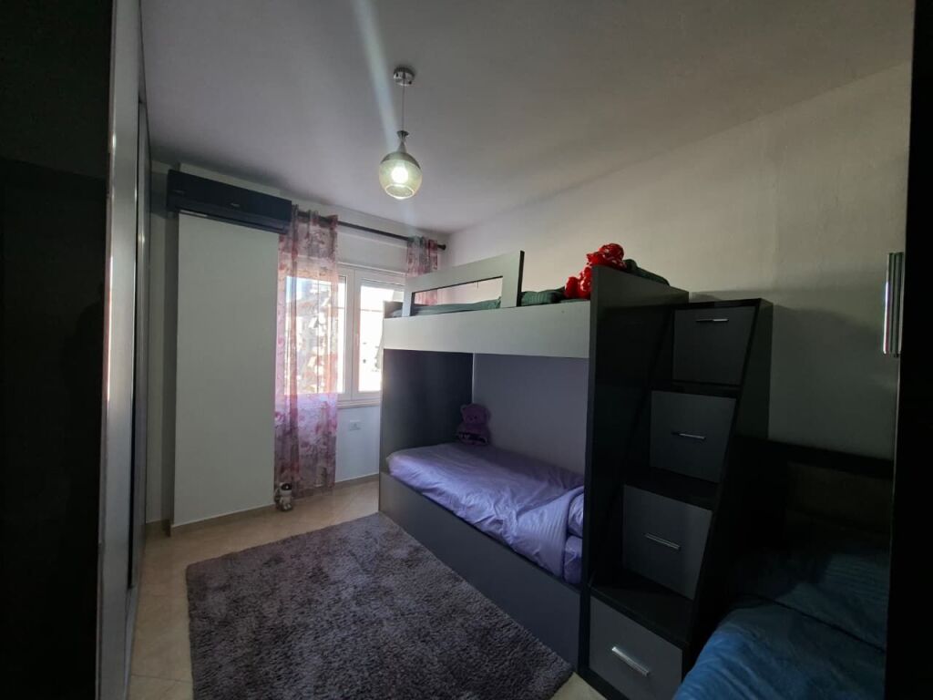 Me Qira: Apartament 2+1 me 2 Banjo &amp; 1 Ballkon 📍 Jordan Misja – Kompleksi Gener 2 ✨ I mobiluar plotësisht Çmimi: 80,000 ALL / muaj