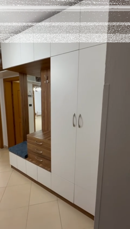 Apartament 2+1, Xhamllik!