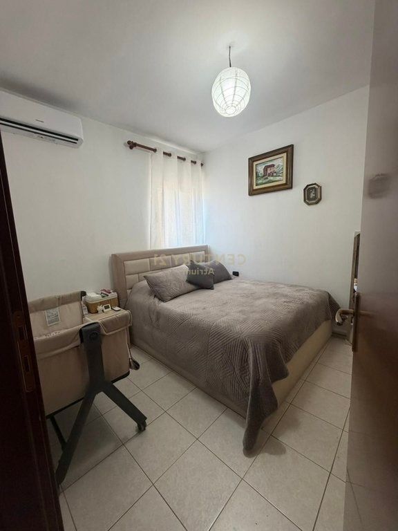 Affittiamo appartamento 1+1 vicino al campo di aviazione! 500 € /Mese