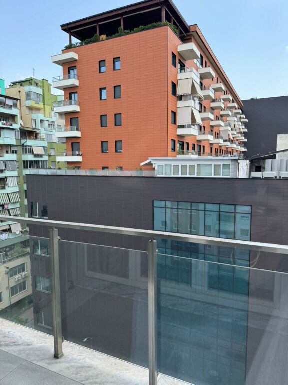 🏠 Jepet me qira apartament 2+1