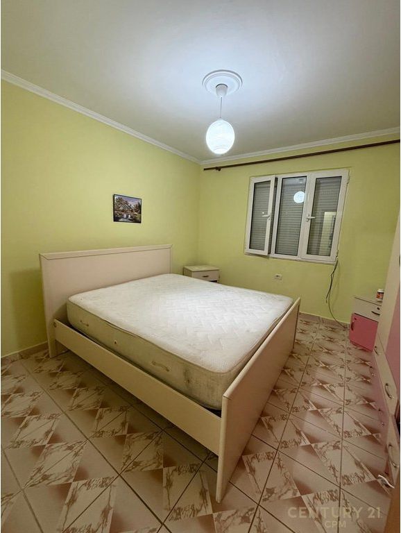 Apartment 1+1 for sale on Irfan Tomini street