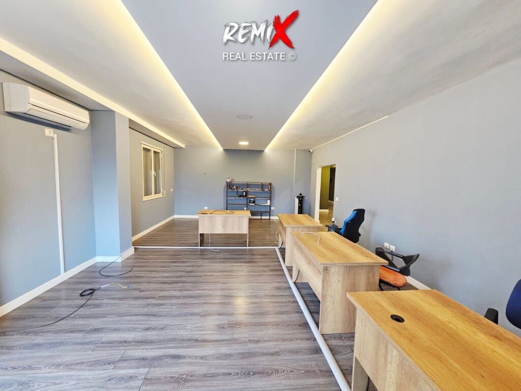 JEPET ME QERA  AMBJENT BIZNESI TEK RRUGA E RE E PORTIT