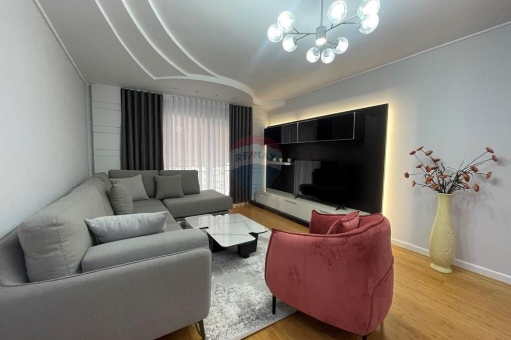 Apartament per qera 2+1 tek Ambasada Amerikane