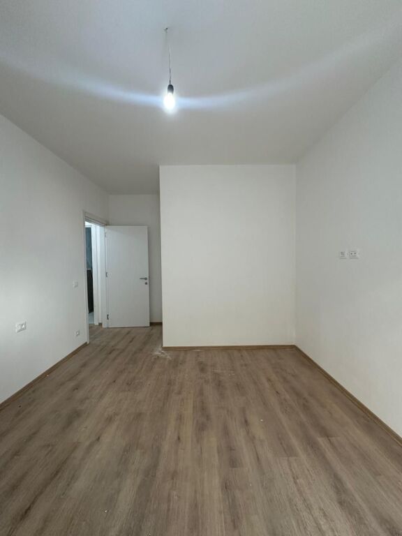🏡 Shitet apartament 2+1 te Univers City, Gati per Banim