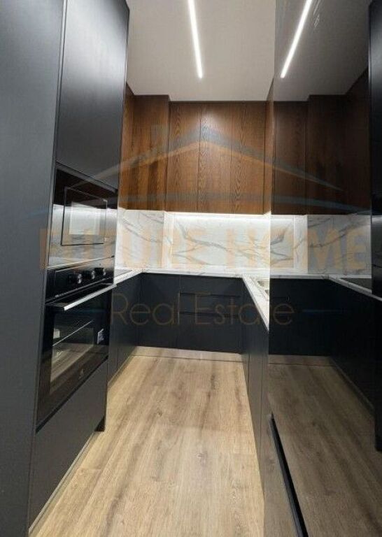 Rent, Apartment 2+1+2+Parking Space, New Boulevard.