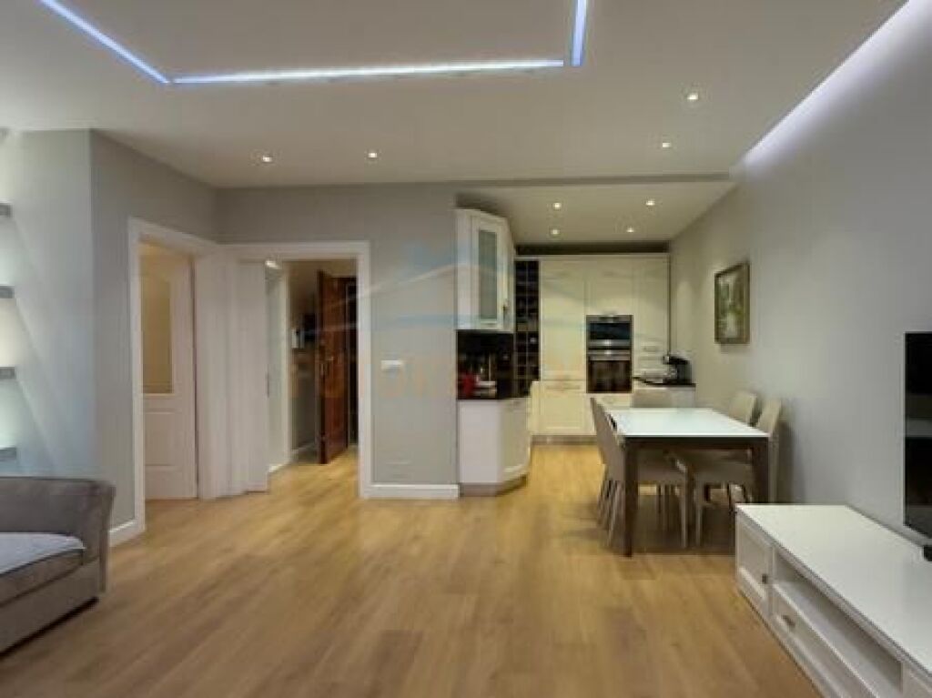 Sale, Apartment 2+1+2, Center, Tirana