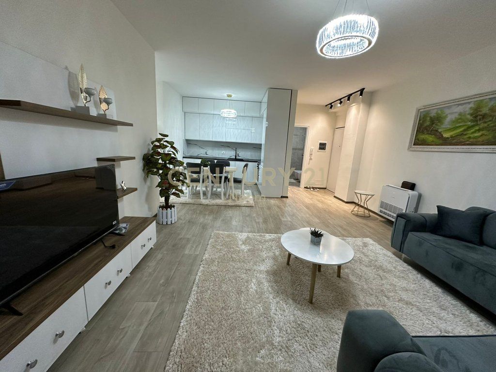 Apartament modern 2+1 me qira te Liqeni i Thate!