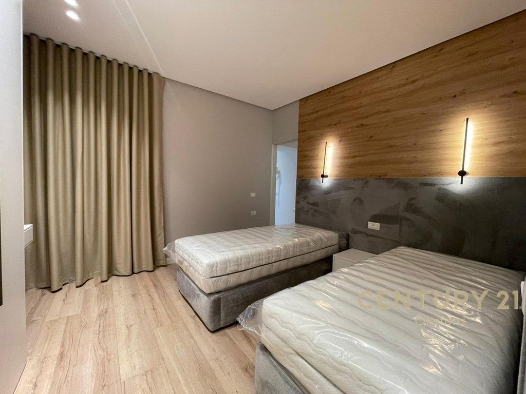 SHITET APARTAMENT 2+1+2 ,VASIL SHANTO PRANE KESH