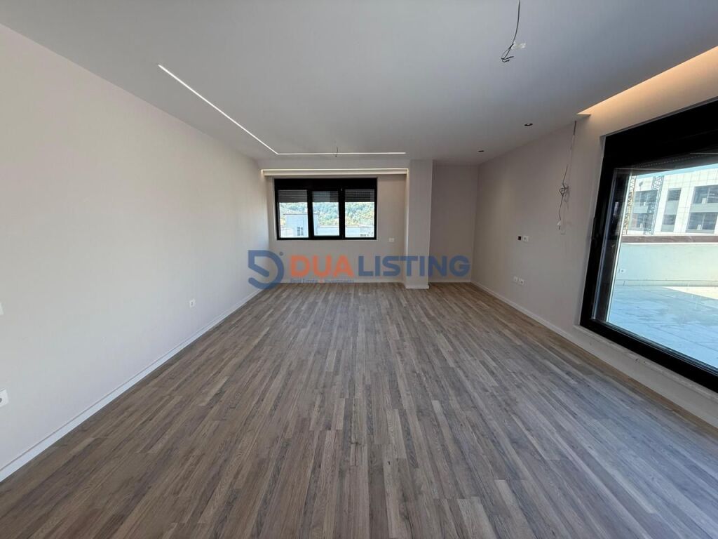 SHESIM APARTAMENT 3+1 ME VERANDE TEK URBAN GATE NE ASTIR