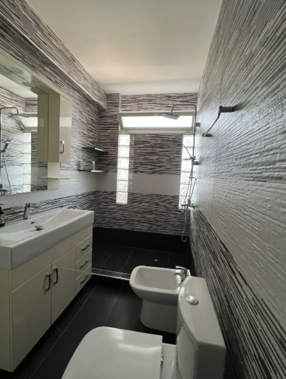 🏠 Appartamento 2+1 in Affitto – Via Dritan Hoxha  