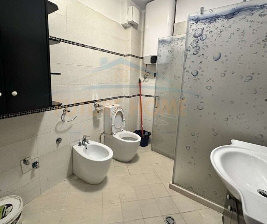 Qera, Apartament 2+1, Unaza e Re.