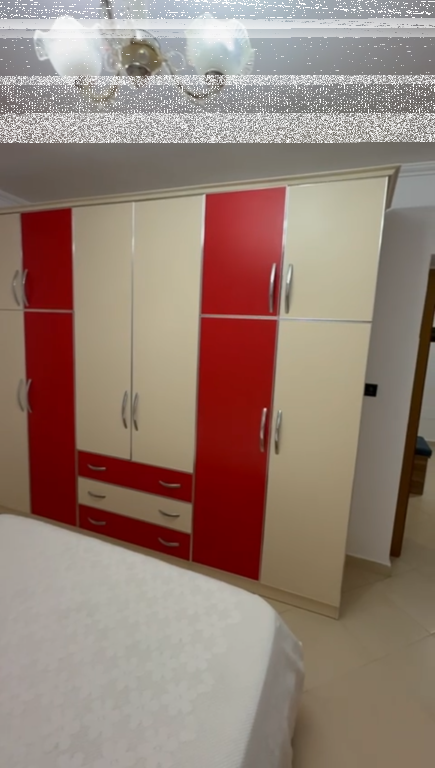 Apartament 2+1, Xhamllik!