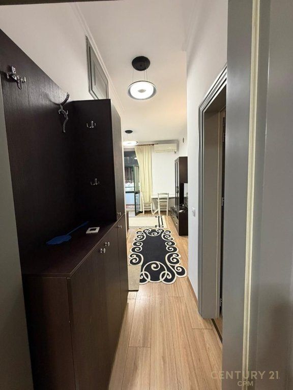 Appartamento 2+1 in affitto in Via Durazzo!