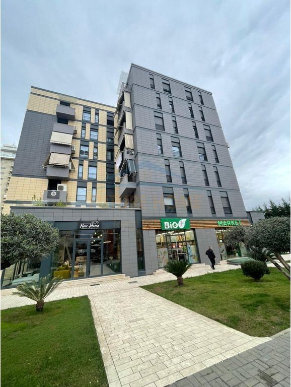 Affitto, Locale commerciale Via Panorama, Quartum Residence