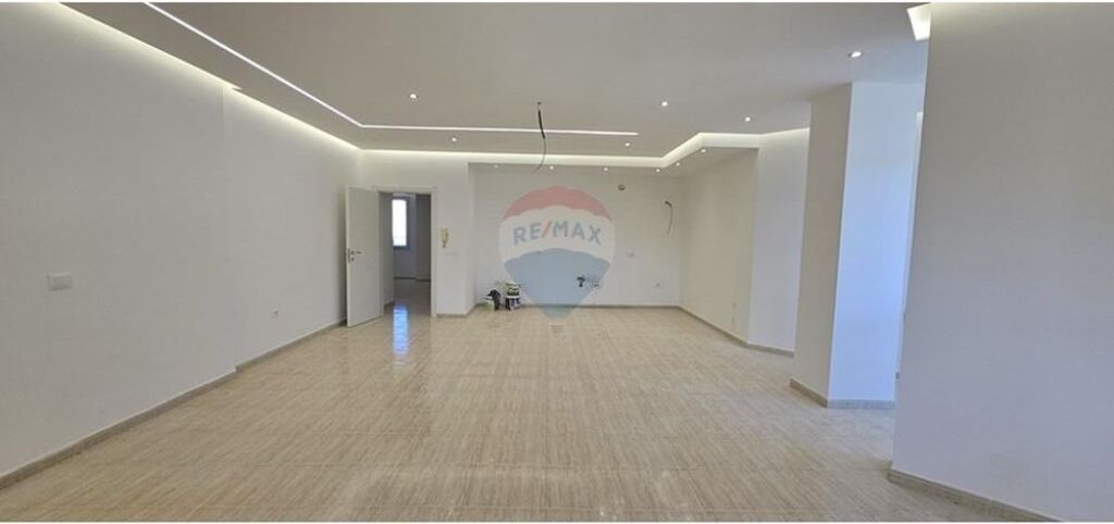 Apartment 2+1 for sale in Laprak!