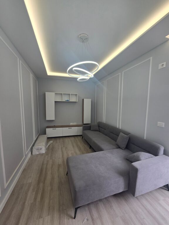 Apartament 2+1 I sapo mobiluar Selit