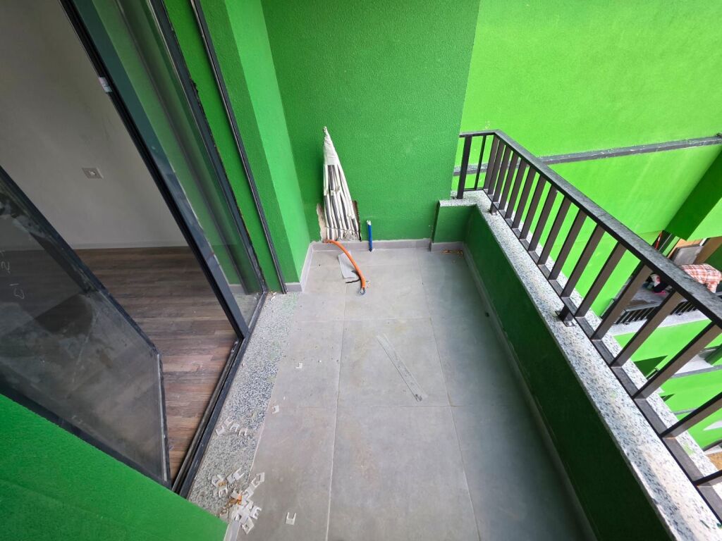 📍5 Maji Shitet Apartament 3+1+2