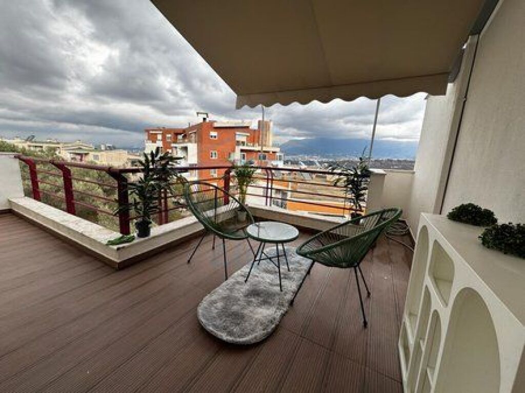 For sale, Apartment 2+1+2, Dry Lake, Tirana.