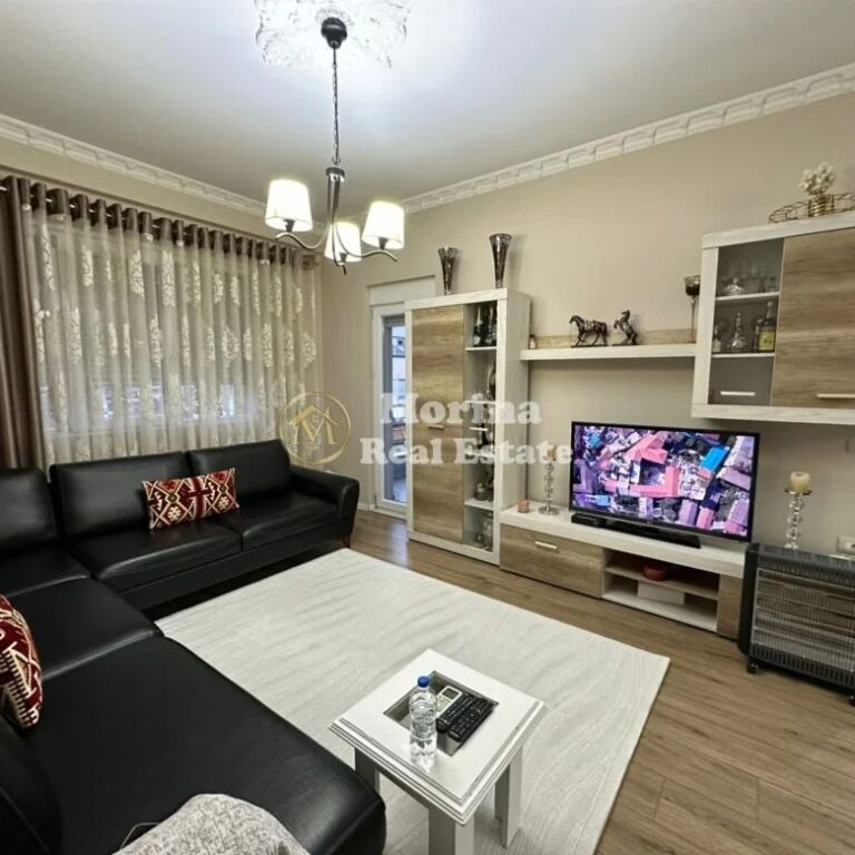 Shitje | Apartament 2 + 1 | Rruga Qemal Stafa | 320000 €