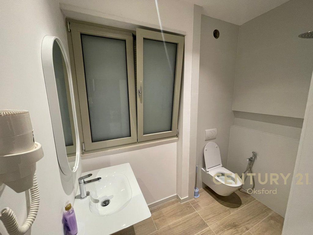 SHITET APARTAMENT 2+1+2 ,VASIL SHANTO PRANE KESH