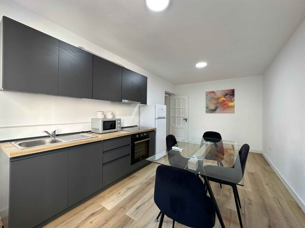 Apartment 2+1+kitchen for sale near Mozaiku in Tirana