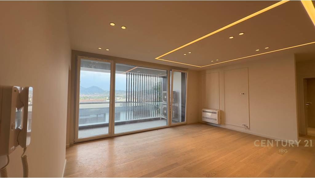 Luxurious apartment 3+1+2 for sale near the Palace of Brigades