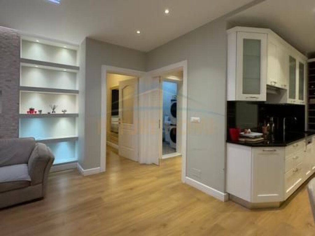 Sale, Apartment 2+1+2, Center, Tirana