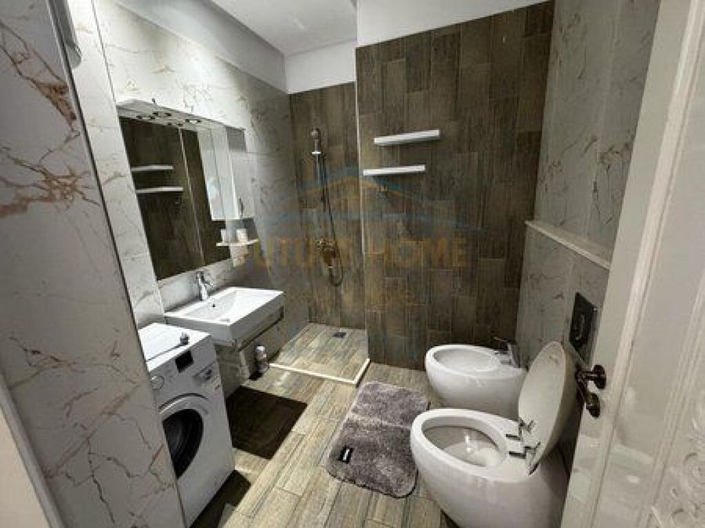 For sale, Apartment 2+1+2, Dry Lake, Tirana.