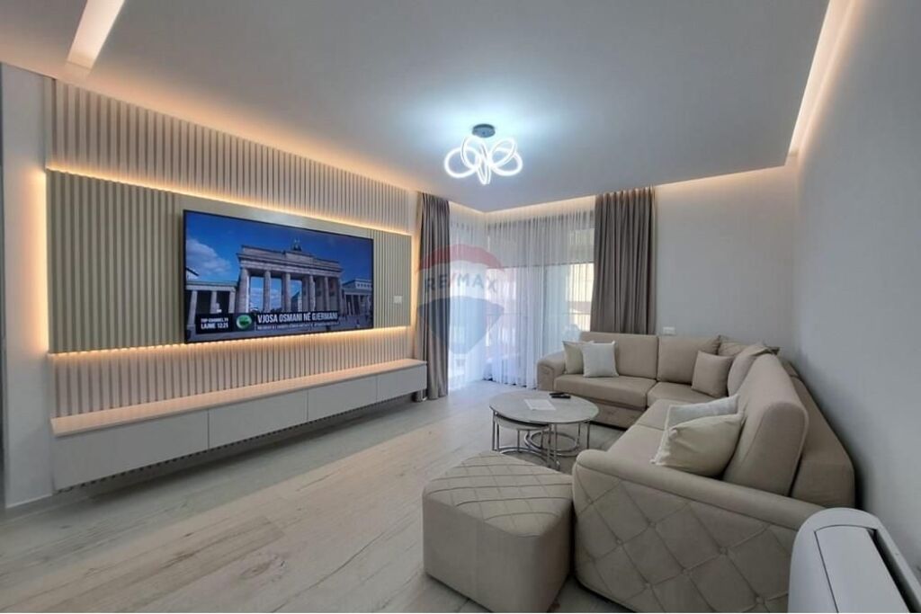 Apartament Luksoz për Shitje – Lungomare, Vlorë