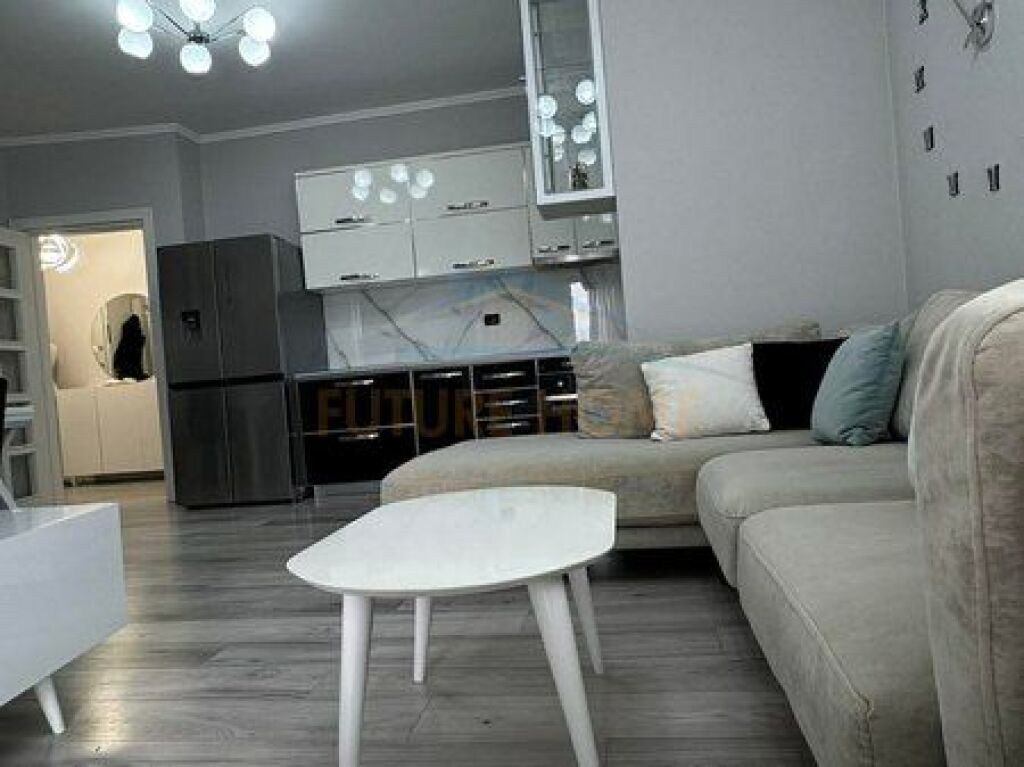 Qera, Apartament 2+1+2 Unaza e Re
