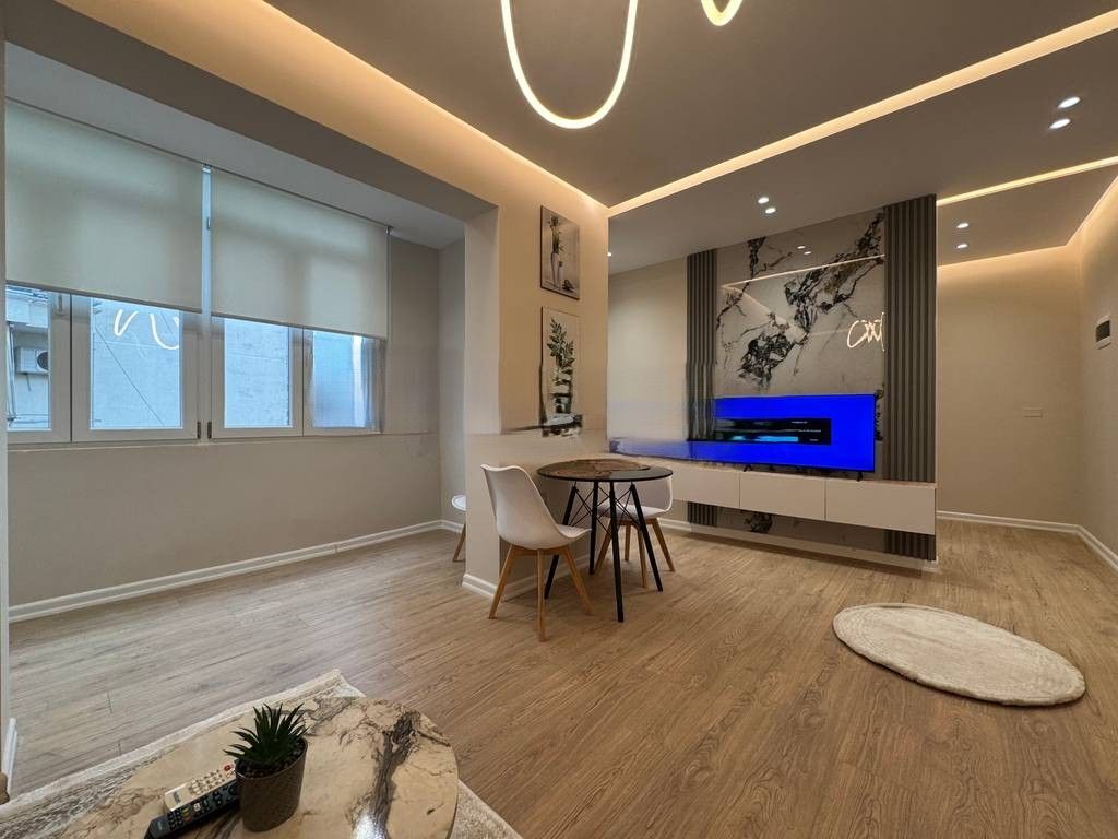 RRUGA E BARRIKADAVE, SHESIM APARTAMENT 1+1 125,000 €