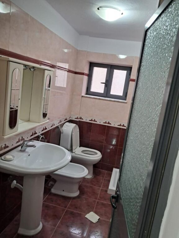 SHITET APARTAMENT 2+1 SHKOLLA E BALETIT