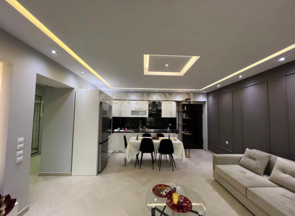 APARTAMENT 2+1 PER QERA TEK RRUGA DRITAN HOXHA