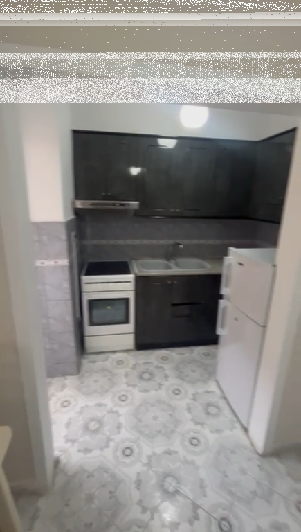 Apartment 1+1, Porcelain!