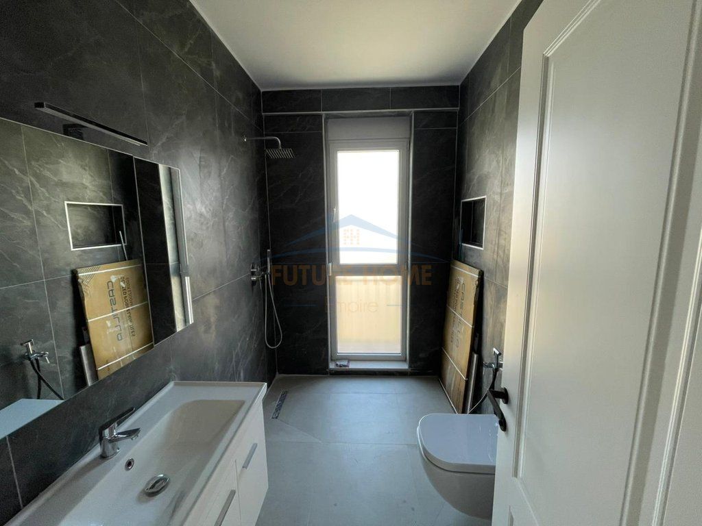 JEPET PER QERA,APARTAMENT 2+1+2,FUSHA E AVIACIONIT