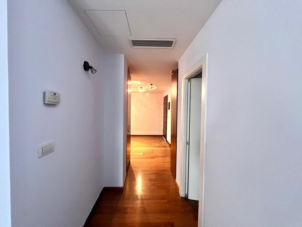 Me Qera: Duplex &amp; Verande Gjigande + 2 P. Parkimi 📍Rr. Elbasanit - Mulliri || 4500€/muaj