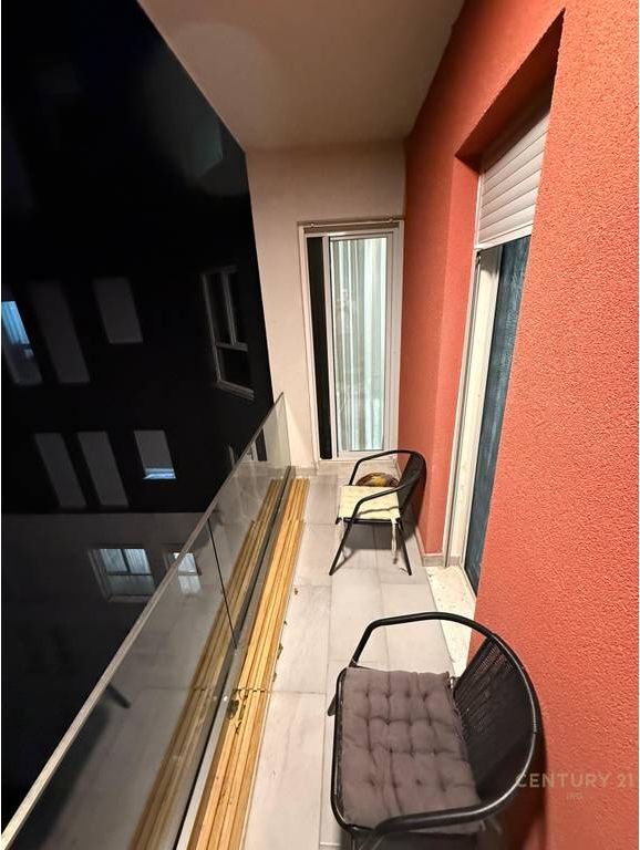 Ali Dem- Apartament për shitje 2+1+2+ post parkimi!