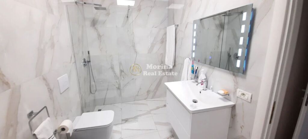 Vendita | Appartamento 2 + 1 | Fusha Aviacionit | 213210 €