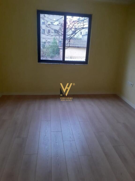 VENDESI APPARTAMENTO 1+1+BLK A ALLIAS 95.000 EURO